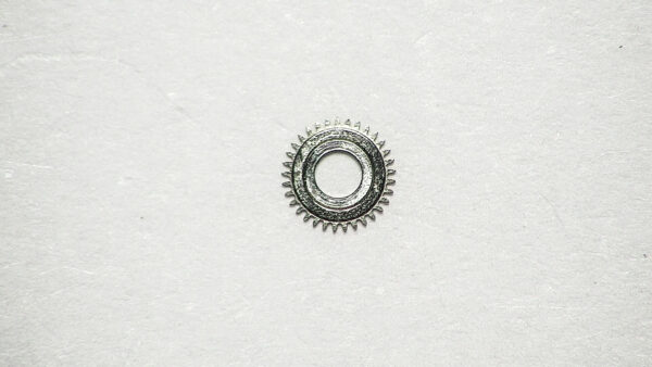 Girard-Perregaux 3080 crown wheel part 421