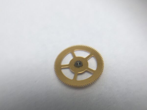 Tag Heuer caliber 6 (ETA 2895-2) intermediate second wheel part 215 - Image 3