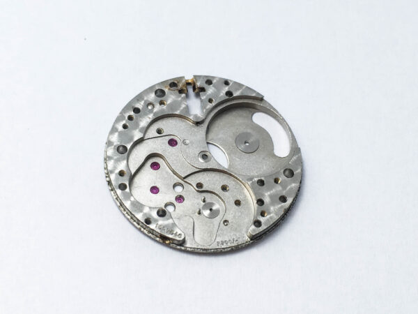 Jaeger-LeCoultre caliber P800/C main plate part 100