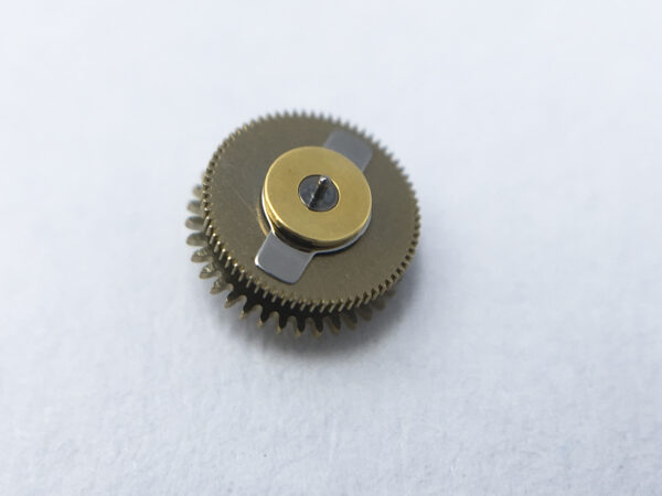 Tag Heuer calibre 11 clutch wheel part - Image 2