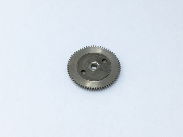 Universal Geneve caliber 215-1 double toothed wheel part 1520 - Image 2